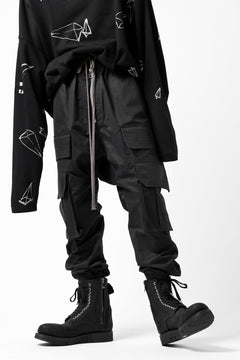 Load image into Gallery viewer, A.F ARTEFACT FRONT ZIP CARGO SAROUEL EASY PANTS (BLACK)