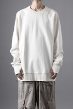 画像をギャラリービューアに読み込む, thom/krom CREW NECK TOPS / USED EFFECT COTTON SWEAT (CREAM)