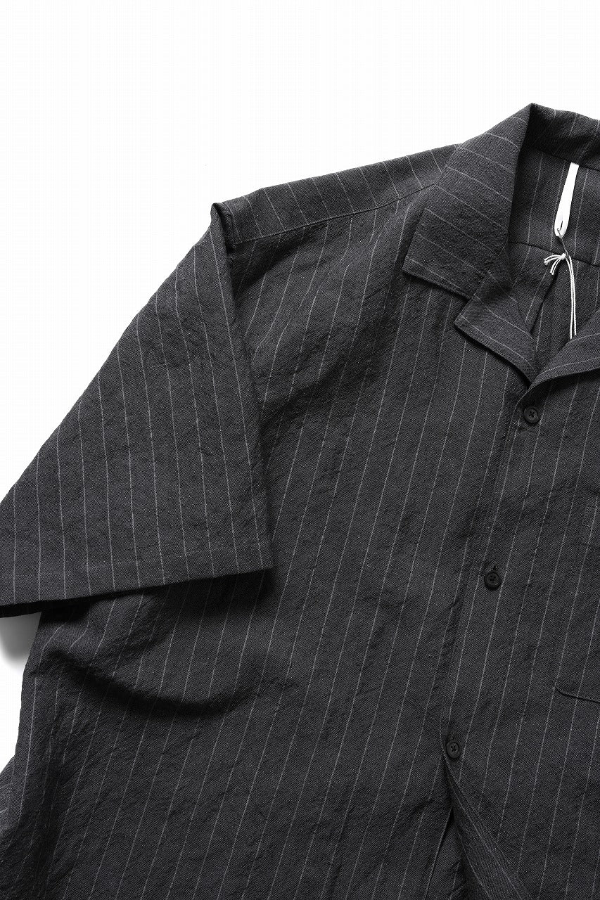 Load image into Gallery viewer, sus-sous open collar S/S shirt / L/W tumbler (CHARCOAL STRIPE)