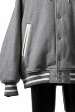 画像をギャラリービューアに読み込む, FACETASM HOODED STADIUM JACKET (GRAY)