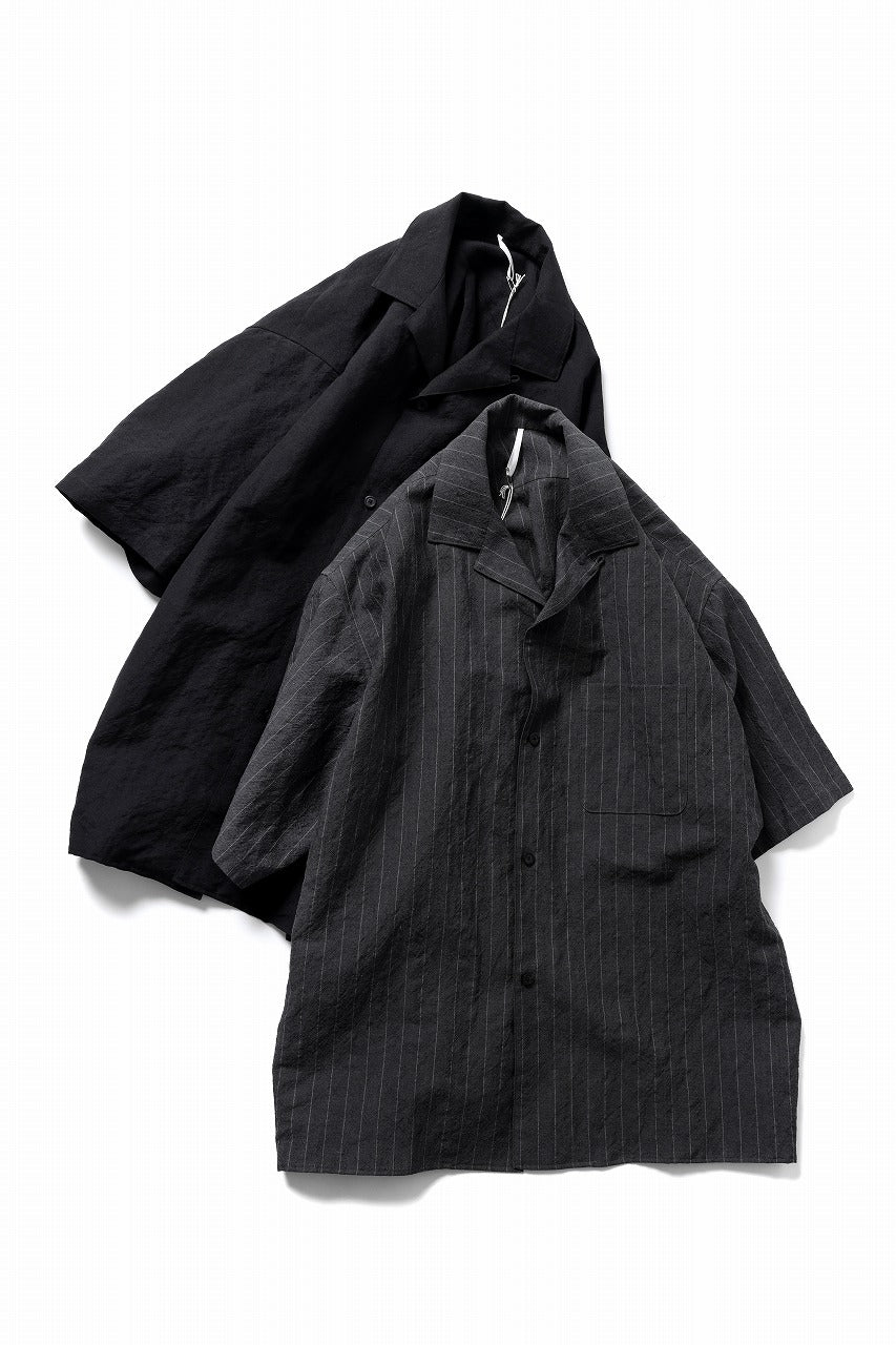 Load image into Gallery viewer, sus-sous open collar S/S shirt / L/W tumbler (CHARCOAL STRIPE)