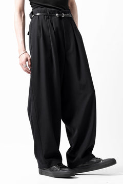画像をギャラリービューアに読み込む, Y's for men 3TUCKS WIDE TAPERED PANTS / CLASSIC WOOL GABADINE (BLACK)
