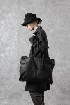 Load image into Gallery viewer, m.a+ large folder bag / BE170/SY1.0 (BLACK)