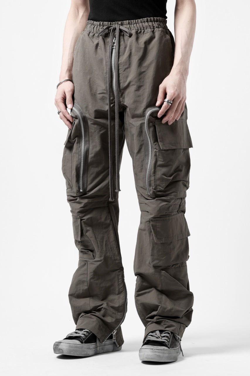 画像をギャラリービューアに読み込む, A.F ARTEFACT RADICAL-ZIP FIELD PANTS (KHAKI)