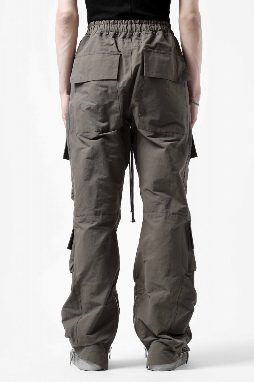 画像をギャラリービューアに読み込む, A.F ARTEFACT RADICAL-ZIP FIELD PANTS (KHAKI)