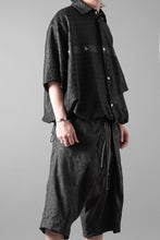 画像をギャラリービューアに読み込む, A.F ARTEFACT ZIP FOLDING TUCK SHORTS / PAISLEY JACQUARD (BLACK)
