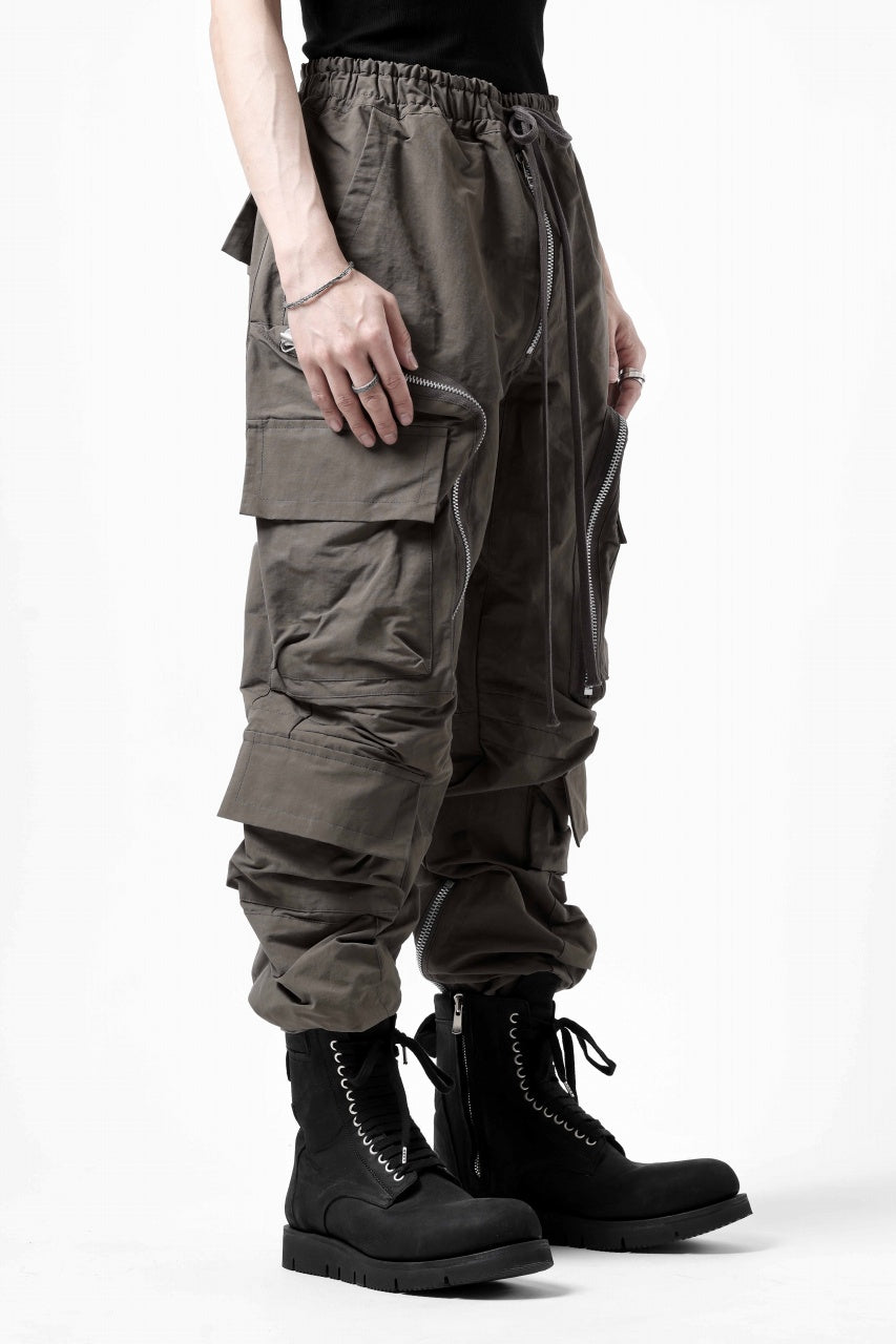 画像をギャラリービューアに読み込む, A.F ARTEFACT RADICAL-ZIP FIELD PANTS (KHAKI)