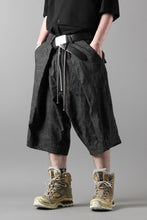 画像をギャラリービューアに読み込む, A.F ARTEFACT ZIP FOLDING TUCK SHORTS / PAISLEY JACQUARD (BLACK)