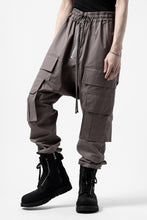 画像をギャラリービューアに読み込む, A.F ARTEFACT FRONT ZIP CARGO SARROUEL EASY PANTS (GREY)