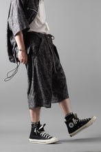 画像をギャラリービューアに読み込む, A.F ARTEFACT ZIP FOLDING TUCK SHORTS / PAISLEY JACQUARD (D.GREY)
