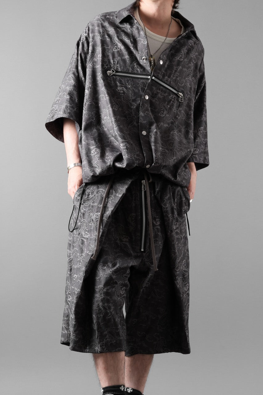 画像をギャラリービューアに読み込む, A.F ARTEFACT ZIP FOLDING TUCK SHORTS / PAISLEY JACQUARD (D.GREY)