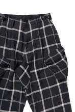 画像をギャラリービューアに読み込む, Y's ZIP POCKET TAPERED PANTS / LINEN PLAID (BLACK)