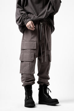 画像をギャラリービューアに読み込む, A.F ARTEFACT FRONT ZIP CARGO SARROUEL EASY PANTS (GREY)