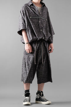 画像をギャラリービューアに読み込む, A.F ARTEFACT ZIP FOLDING TUCK SHORTS / PAISLEY JACQUARD (D.GREY)