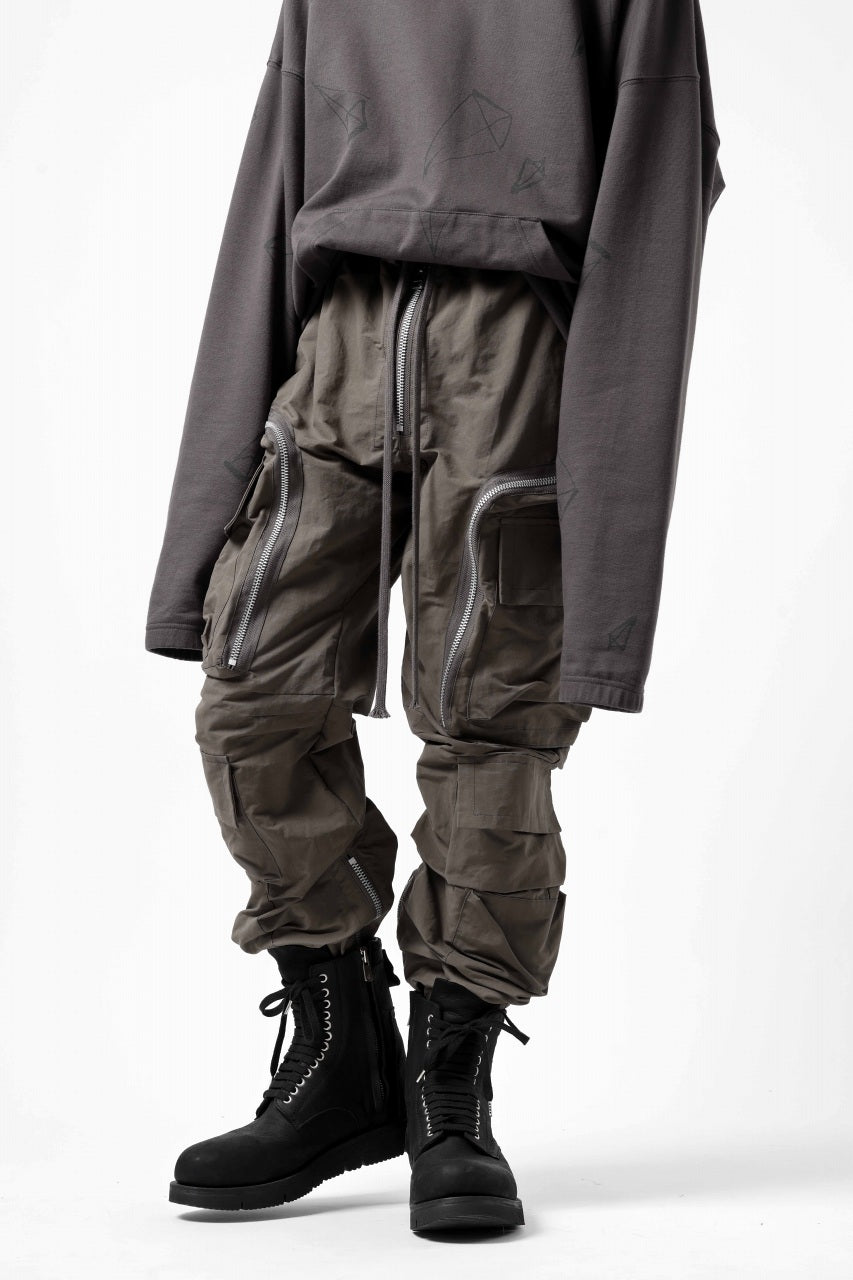 画像をギャラリービューアに読み込む, A.F ARTEFACT RADICAL-ZIP FIELD PANTS (KHAKI)
