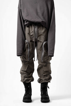 画像をギャラリービューアに読み込む, A.F ARTEFACT RADICAL-ZIP FIELD PANTS (KHAKI)