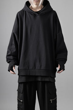 画像をギャラリービューアに読み込む, thom/krom EXTRA OVERSIZED FIT HOODIE / ELASTIC COTTON SWEAT (BLACK)