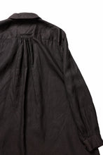 画像をギャラリービューアに読み込む, YUTA MATSUOKA long shirt / bengala ink coating linen (reddish brown)