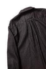 画像をギャラリービューアに読み込む, YUTA MATSUOKA long shirt / bengala ink coating linen (reddish brown)