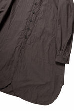 画像をギャラリービューアに読み込む, YUTA MATSUOKA long shirt / cotton ramie chambray  (light brown)
