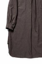 画像をギャラリービューアに読み込む, YUTA MATSUOKA long shirt / cotton ramie chambray  (light brown)