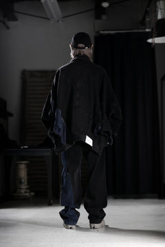 画像をギャラリービューアに読み込む, Feng Chen Wang DECONSTRUCTED DENIM JACKET (BLACK/NAVY)