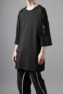 画像をギャラリービューアに読み込む, thom/krom ZIP POCKET SHORT SLEEVE TEE / COTTON JERSEY (BLACK)