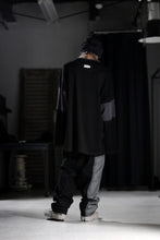 画像をギャラリービューアに読み込む, Feng Chen Wang PANELLED TOPS (BLACK/GREY)