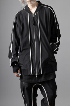 画像をギャラリービューアに読み込む, thom/krom MA-1 JACKET / ELASTIC NYLON + REFLECTION PIPING (BLACK)