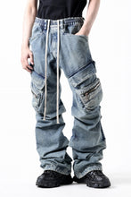 画像をギャラリービューアに読み込む, A.F ARTEFACT CARGO TUCK BAGGY PANTS / FADED DENIM (BLUE)