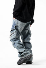 画像をギャラリービューアに読み込む, A.F ARTEFACT CARGO TUCK BAGGY PANTS / FADED DENIM (BLUE)
