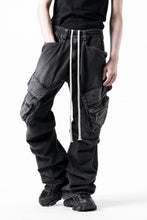 画像をギャラリービューアに読み込む, A.F ARTEFACT CARGO TUCK BAGGY PANTS / FADED DENIM (BLACK)