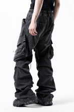 画像をギャラリービューアに読み込む, A.F ARTEFACT CARGO TUCK BAGGY PANTS / FADED DENIM (BLACK)