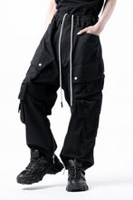 画像をギャラリービューアに読み込む, A.F ARTEFACT TWILL DROPCROTCH CARGO PANTS (BLACK)