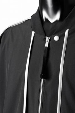 画像をギャラリービューアに読み込む, thom/krom MA-1 JACKET / ELASTIC NYLON + REFLECTION PIPING (BLACK)