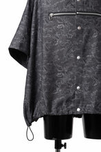 画像をギャラリービューアに読み込む, A.F ARTEFACT FRONT ZIP SQUEEZING SHIRT / PAISLEY JACQUARD (D.GREY)