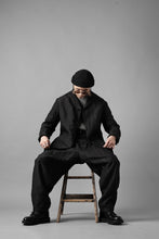 画像をギャラリービューアに読み込む, KLASICA exclusive "KLING" SINGLE LAYER 3 POCKET BLAZER / LIGHT WEIGHT DARK RANDOM STRIPE RAMIE (IRON STRIPES)