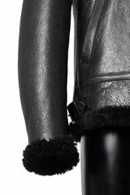 Load image into Gallery viewer, ISAMU KATAYAMA BACKLASH "LIMITED" B-3 FLIGHT JACKET / SPANISH MOUTON NATIVE BOMBER FINISH (BLACK)