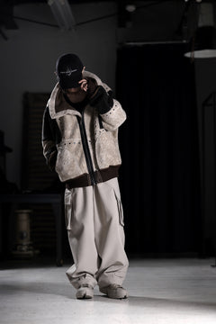 Load image into Gallery viewer, Feng Chen Wang DOUBLE SIDED SHERPA JACKET (GRAY)