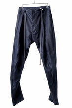 画像をギャラリービューアに読み込む, A.F ARTEFACT CURVED LONG PANTS / LINEN TWILL (NAVY)