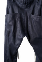 画像をギャラリービューアに読み込む, A.F ARTEFACT CURVED LONG PANTS / LINEN TWILL (NAVY)
