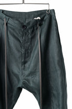 画像をギャラリービューアに読み込む, A.F ARTEFACT CURVED LONG PANTS / LINEN TWILL (GREEN)