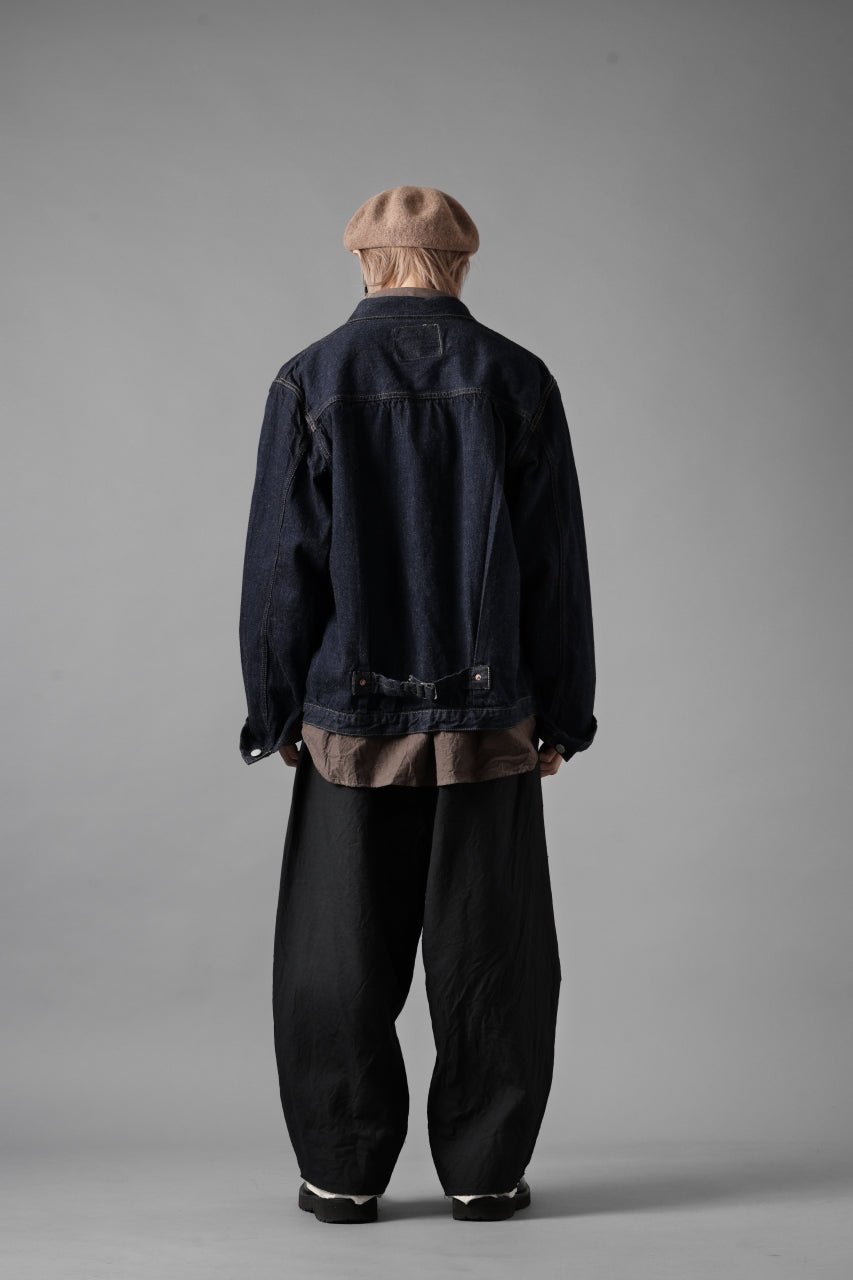 画像をギャラリービューアに読み込む, KLASICA "GALWAY" CUT OFF BOLD STRAIGHT TROUSERS / "END ON END" SUPER 120's WOOL x HEMP (MATT BLACK)