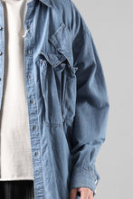 画像をギャラリービューアに読み込む, KATHARINE HAMNETT MULTI POCKET DENIM SHIRT / ORGANIC COTTON (LIGHT BLUE)