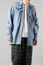 画像をギャラリービューアに読み込む, KATHARINE HAMNETT MULTI POCKET DENIM SHIRT / ORGANIC COTTON (LIGHT BLUE)