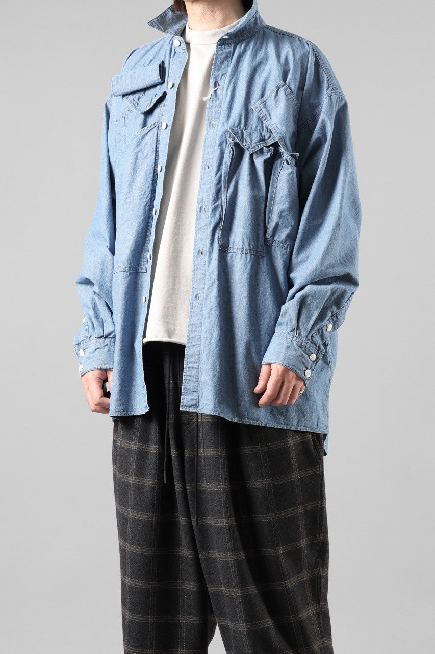 画像をギャラリービューアに読み込む, KATHARINE HAMNETT MULTI POCKET DENIM SHIRT / ORGANIC COTTON (LIGHT BLUE)