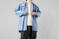 画像をギャラリービューアに読み込む, KATHARINE HAMNETT MULTI POCKET DENIM SHIRT / ORGANIC COTTON (LIGHT BLUE)