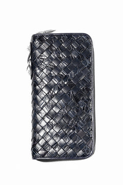 Load image into Gallery viewer, ISAMU KATAYAMA BACKLASH THE LINE CROCODILE MESH + SILVER925 PARTS ROUND FASTNER WALLET (BLUE)