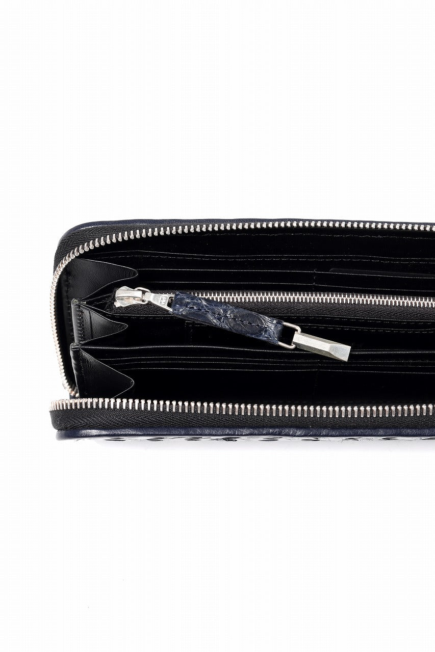 Load image into Gallery viewer, ISAMU KATAYAMA BACKLASH THE LINE CROCODILE MESH + SILVER925 PARTS ROUND FASTNER WALLET (BLUE)