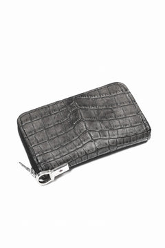 Load image into Gallery viewer, ISAMU KATAYAMA BACKLASH CROCODILE COIN PURSE / INK DYED (SUMI)